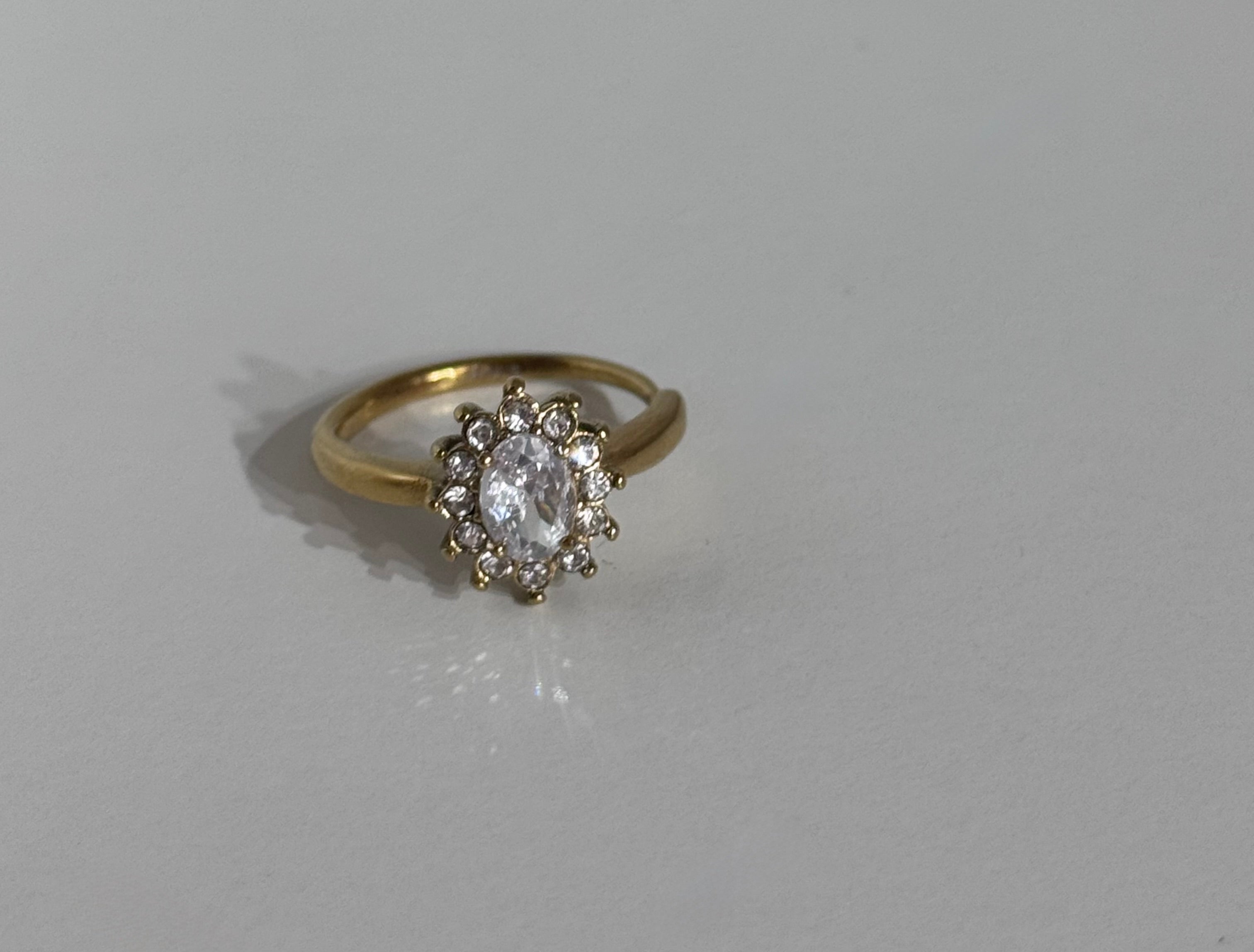 Anello Dea