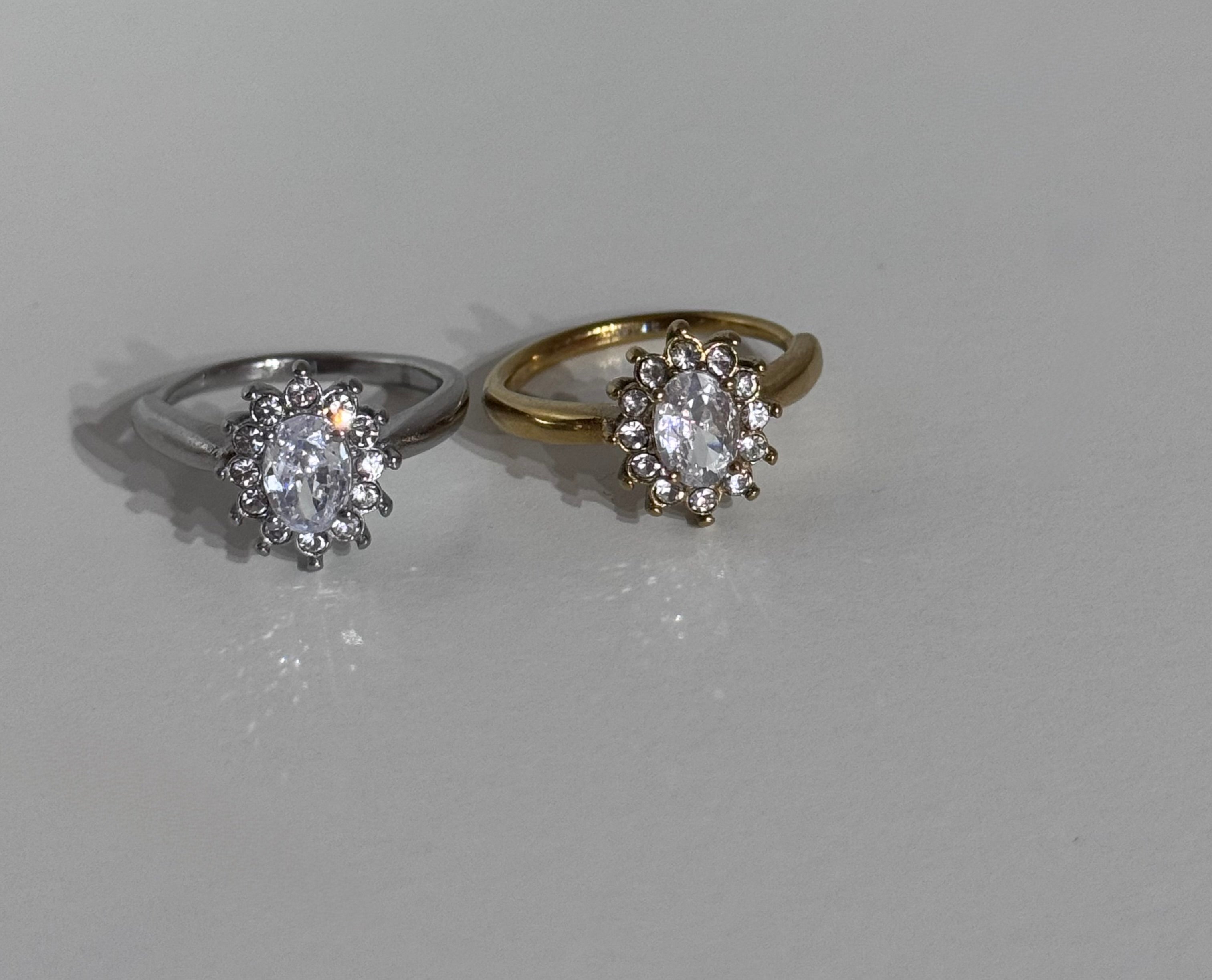 Anello Dea